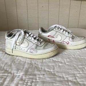 Air Force 1s/ women 8.5/men6.5/ youth 7